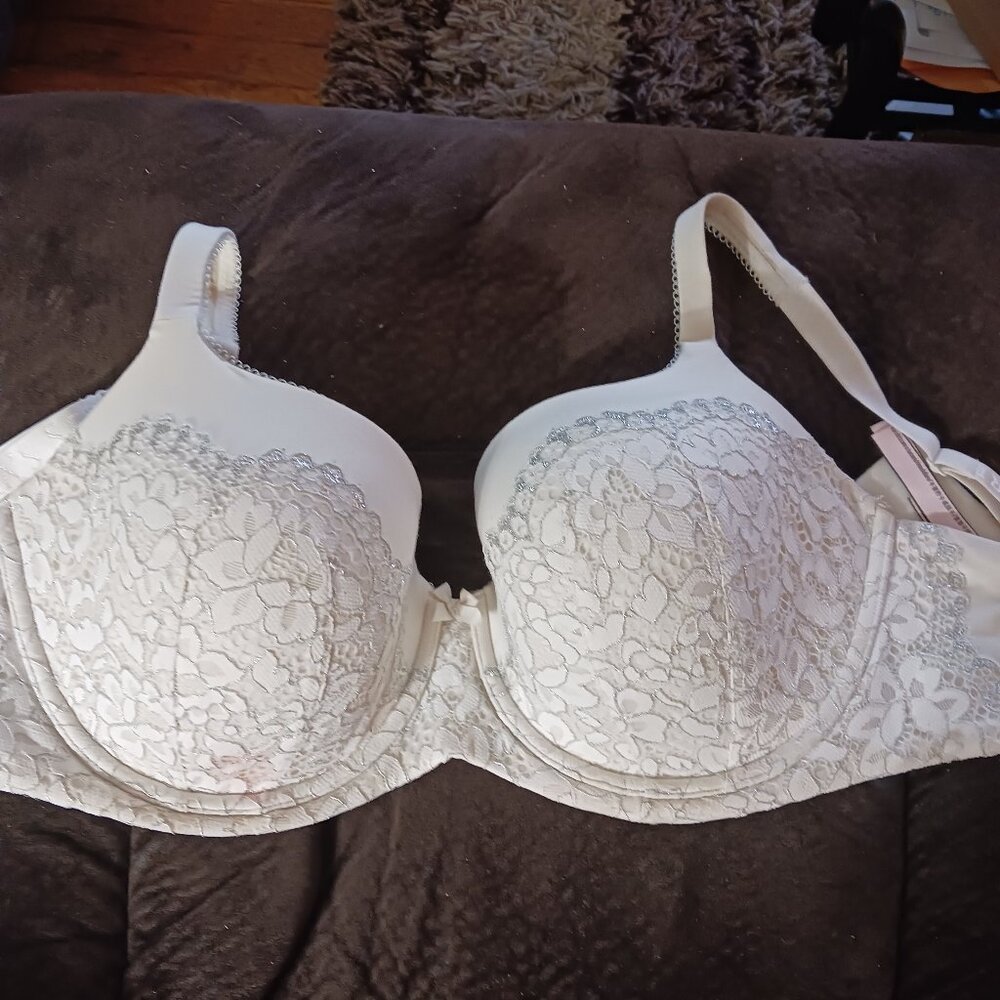 Gorgeous V.S. Bra sizec38 DDD